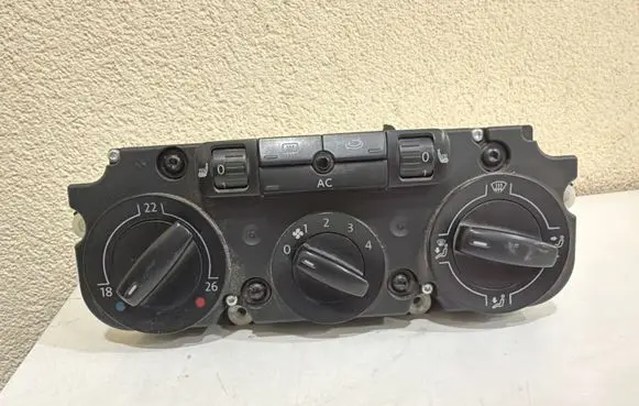 Volkswagen Caddy Climate control unit