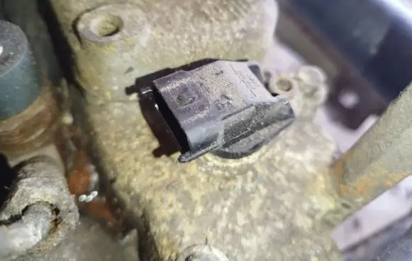 Chrysler Voyager Camshaft position sensor 0281002406