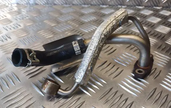 Renault Trafic II (X83) Turbo turbocharger oiling pipe/hose