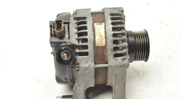Volvo S40 Generator/alternator 30795423