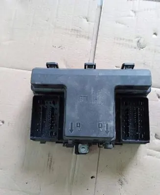 Ford Mondeo MK V Fuse module fg9t14a067za01