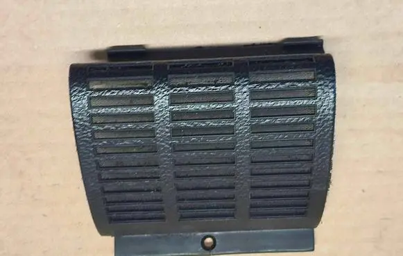 Mercedes-Benz 280 450 W116 Side speaker trim/cover 166801639 E17882