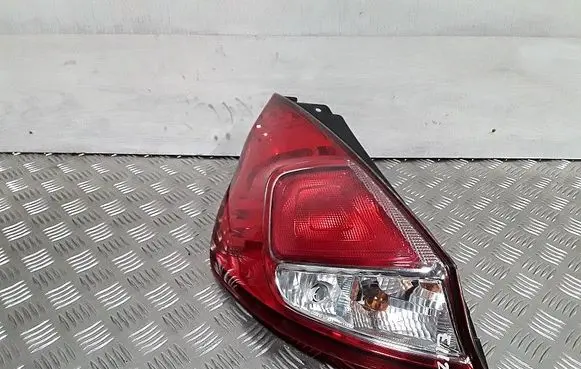 Rear/tail lights