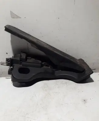 Volkswagen PASSAT B6 Accelerator throttle pedal 1K1721503L 6PV00860000