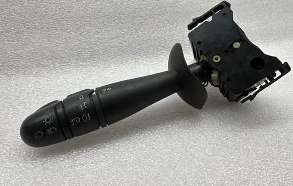 Opel Vivaro Wiper control stalk 7700312985 91166325C 34472601AL