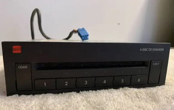 Seat Alhambra (Mk1) CD/DVD changer 7M7035110