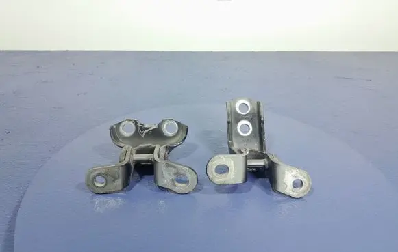 Front door hinge set