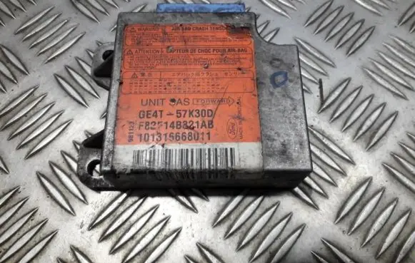 Mazda 626 Airbag control unit/module GE4T57K30D GE4T-57K30D