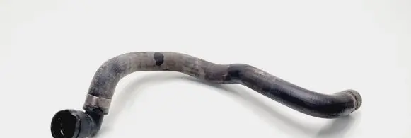 Volkswagen PASSAT B5 Engine coolant pipe/hose 8D0819373N