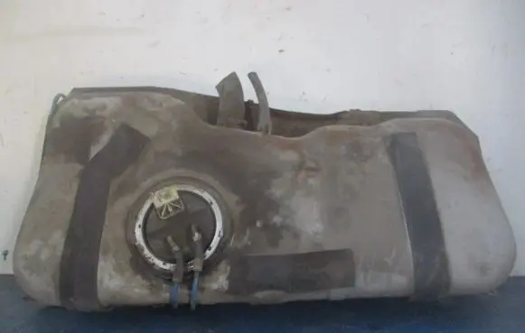 Opel Corsa B Fuel tank 