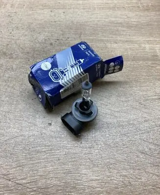 Hyundai i10 Headlight/headlamp bulb LP180APEHH27W2 H27