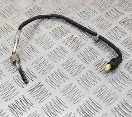 Mercedes-Benz C W205 Oil temperature sensor A0009058904