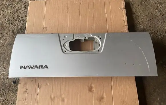 Nissan Navara D40 Pickup box rear panel tailgate 