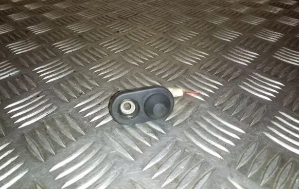Toyota Corolla Verso E121 Rear door sensor 