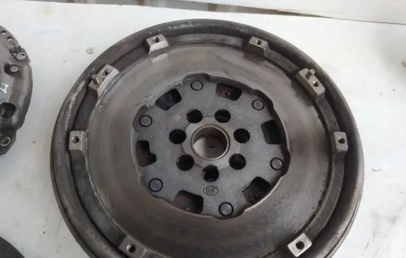 Renault Scenic III - Grand scenic III Clutch set kit 302052316R