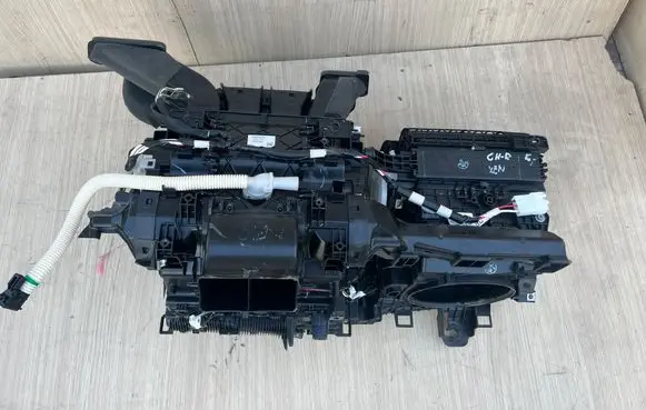 Interior heater climate box assembly