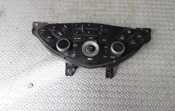 Nissan Primera Climate control unit 28395AV611