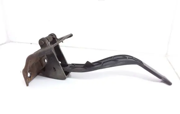 Engine bonnet (hood) release handle
