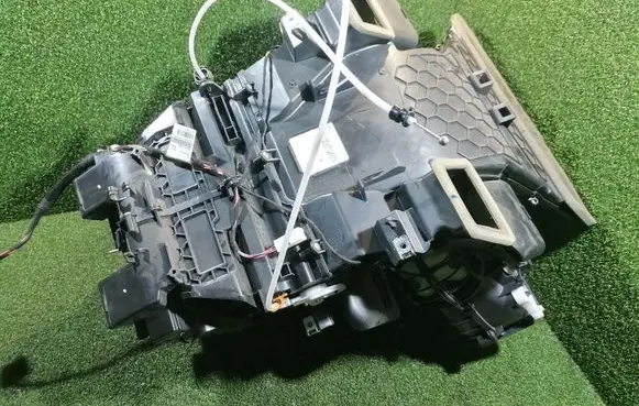 Interior heater climate box assembly