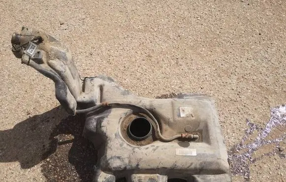 Audi A6 S6 C5 4B Fuel tank 4B0201308H