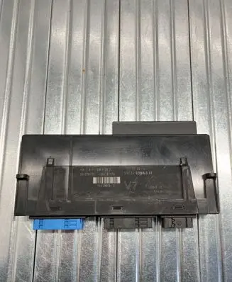 BMW 5 F10 F11 Comfort/convenience module 9286943 10681810