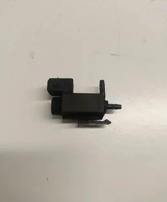 Vacuum valve