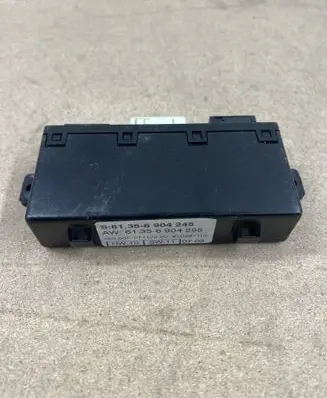 BMW 5 E39 Comfort/convenience module 61356904245 00287105 61356904255