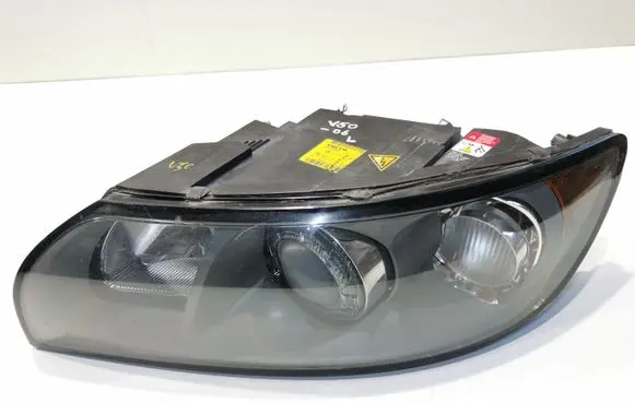 Volvo V50 Headlight/headlamp 30698889 0301198273
