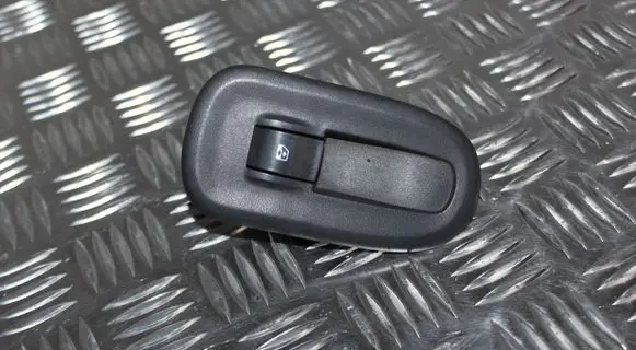 Renault Master III Electric window control switch 8200548968