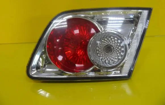 Mazda 6 Tailgate rear/tail lights