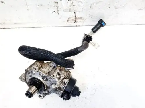 BMW X1 E84 Fuel injection high pressure pump 0445010519 7823452060366