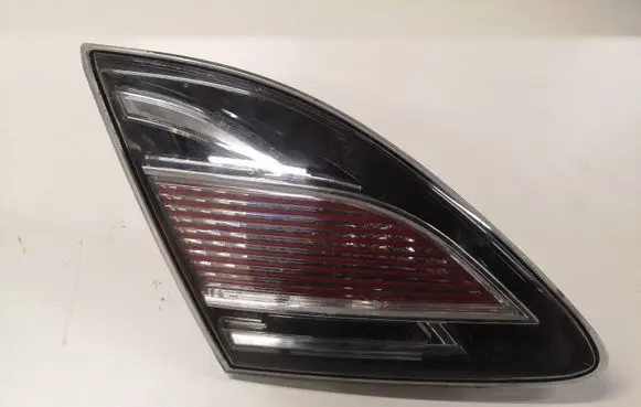 Mazda 6 Tailgate rear/tail lights GS1F513F0 13241055