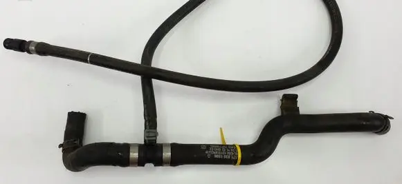 Mercedes-Benz SLK R171 Engine coolant pipe/hose A1718301596