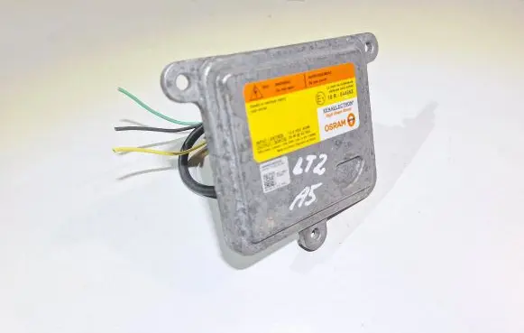 Hyundai Genesis Headlight ballast module Xenon 10R044663