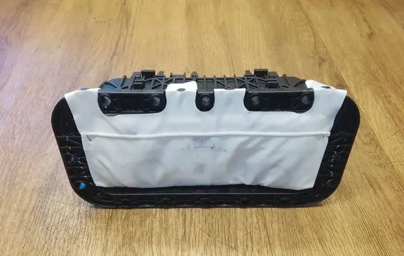 BMW X3 G01 Passenger airbag 39684858107