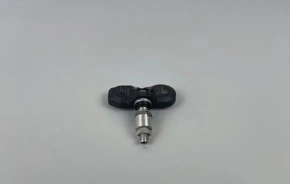 BMW 3 F30 F35 F31 Tire pressure sensor 6790054 679005404
