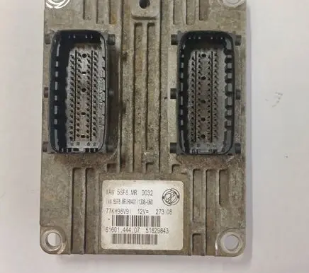 Fiat 500 Engine control unit/module 51829843 IAW5SF8MR