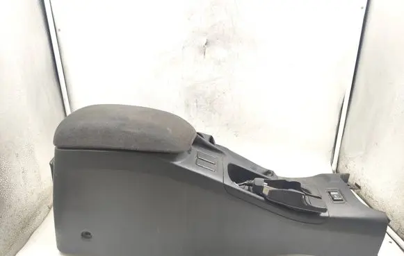 Nissan Primera Center console 96911AV900
