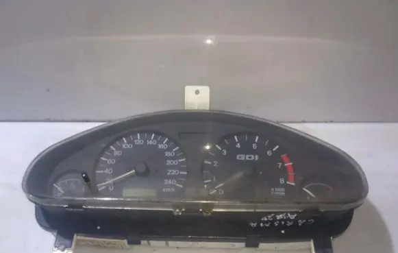 Mitsubishi Carisma Speedometer (instrument cluster) 98dx mr308415