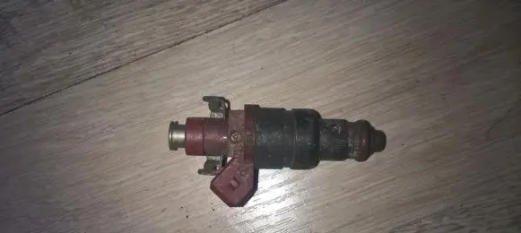Mercedes-Benz E W210 Fuel injector 0000788523