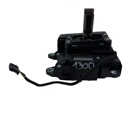 Audi Q7 4M Gear selector 4M8713041A