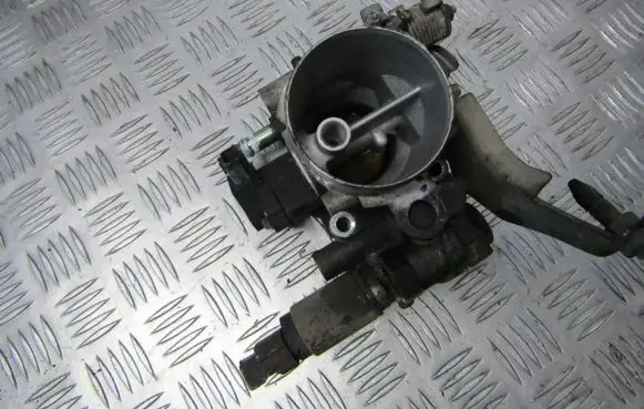 Nissan Almera Throttle valve RHN5017 RHN50-17