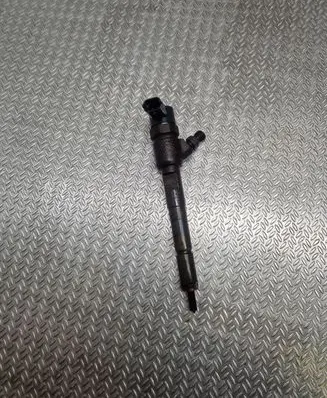 Opel Insignia A Fuel injector 0445110316