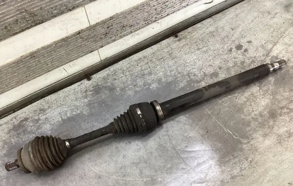 Volvo V70 Front driveshaft
