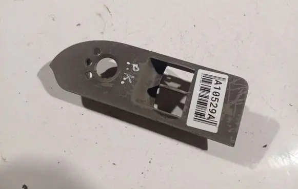 Audi A2 Front door window switch trim E040313023 E0403.130.23
