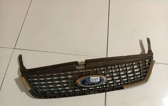Ford Mondeo MK IV Front grill 7S718200D