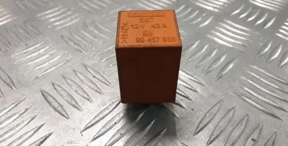 Opel Tigra A Other relay 90457986