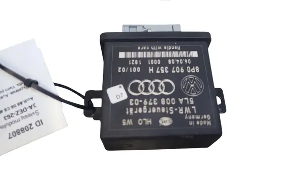Audi A6 S6 C6 4F Light module LCM 8P0907357H 00837903