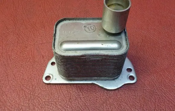 Opel Astra K Gearbox / Transmission oil cooler 25195772