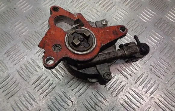 Renault Laguna III Vacuum pump 8200376925